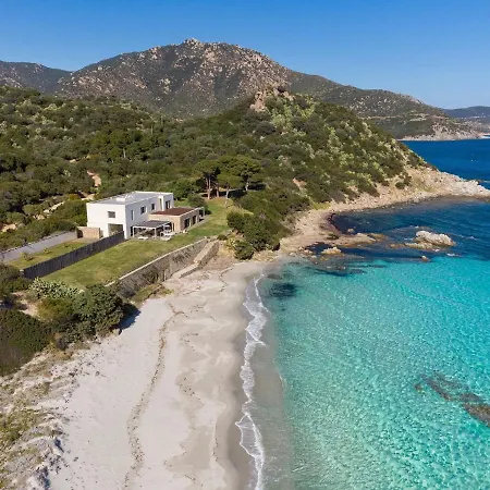 Casa de Férias A Seafront Hideaway With Spectacular Water Views *